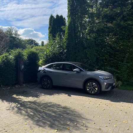 Ferienwohnung zwischen Wald und See Jever Exterior foto