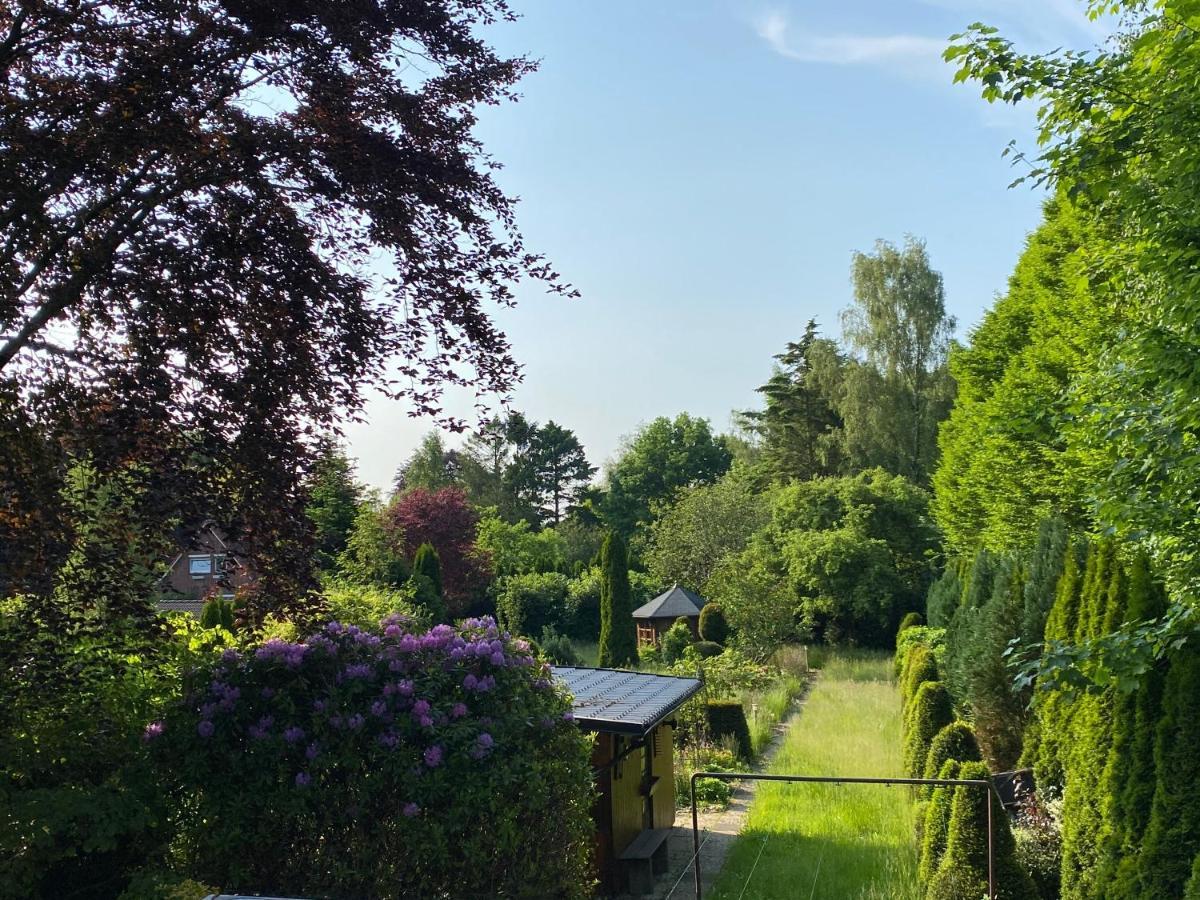 Ferienwohnung zwischen Wald und See Jever Exterior foto